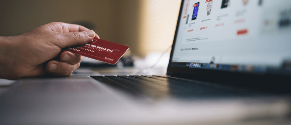 Header image of ecommerce platforms article.